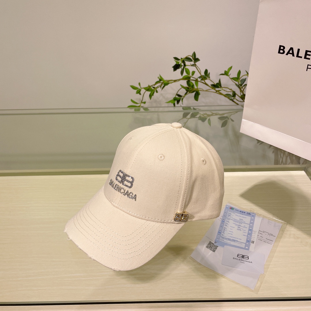 Balenciaga巴黎世家新款情侣款棒球帽