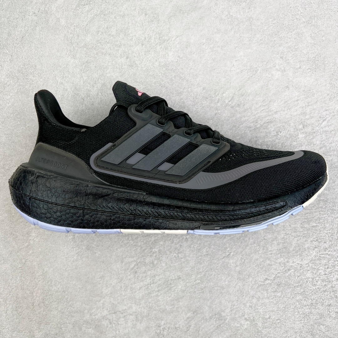 💰170 ＃X版纯原福利‼AD Ultra Boost Light UB2023系列低帮袜套式针织透气缓震休闲运动慢跑鞋 IE1691 历经10年不断创新以科技重塑跑步推出全新超轻新科技跑鞋 力求为跑步添活力 搭载LIGHT BOOST中底的新鲜演绎 无论节奏快慢、距离长短 伴你活力畅跑 延续了该系列的设计语言 采用分区编织鞋面 鞋头处网眼孔洞更大 提升透气性 一体式鞋舌 避免运动中出现偏移 实现鞋脚一体性 鞋侧 TPU 材质 有效提供支撑性 镂空的设计 同时减轻整体重量 最明显的则是中底部分 不仅是厚度夸张 大家最熟悉的 Boost 材质终于迎来升级 减重 30% 带来更轻量化的上脚感受 SIZE：36 36.5 37 38 38.5 39 40 40.5 41 42 42.5 43 44 44.5 45 编码：by2936040-运动鞋