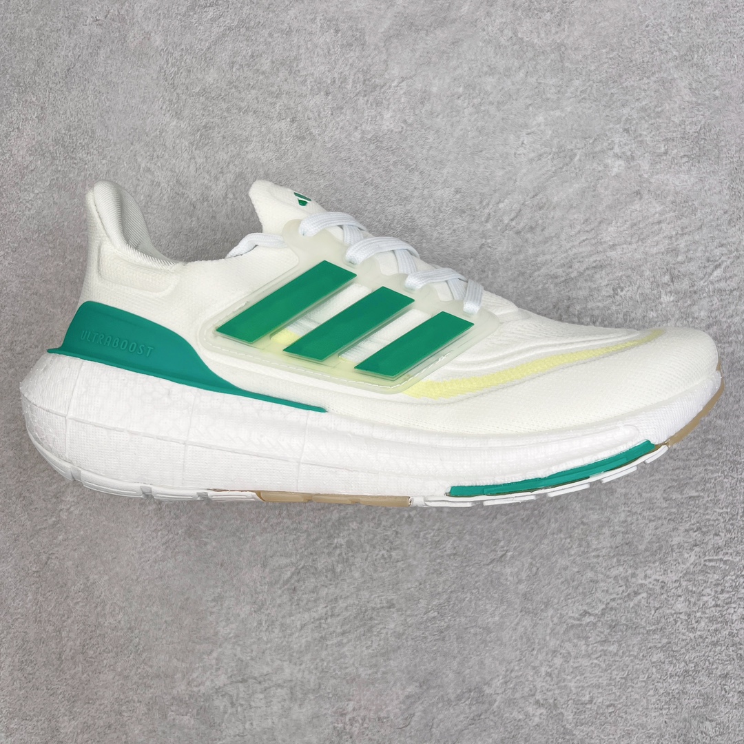 💰170 ＃X版纯原福利‼AD Ultra Boost Light UB2023系列低帮袜套式针织透气缓震休闲运动慢跑鞋 HQ6350 历经10年不断创新以科技重塑跑步推出全新超轻新科技跑鞋 力求为跑步添活力 搭载LIGHT BOOST中底的新鲜演绎 无论节奏快慢、距离长短 伴你活力畅跑 延续了该系列的设计语言 采用分区编织鞋面 鞋头处网眼孔洞更大 提升透气性 一体式鞋舌 避免运动中出现偏移 实现鞋脚一体性 鞋侧 TPU 材质 有效提供支撑性 镂空的设计 同时减轻整体重量 最明显的则是中底部分 不仅是厚度夸张 大家最熟悉的 Boost 材质终于迎来升级 减重 30% 带来更轻量化的上脚感受 SIZE：36 36.5 37 38 38.5 39 40 40.5 41 42 42.5 43 44 44.5 45 编码：by2936040-运动鞋