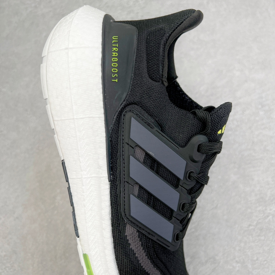 图片[6]-💰170 ＃X版纯原福利‼AD Ultra Boost Light UB2023系列低帮袜套式针织透气缓震休闲运动慢跑鞋 HQ6339 历经10年不断创新以科技重塑跑步推出全新超轻新科技跑鞋 力求为跑步添活力 搭载LIGHT BOOST中底的新鲜演绎 无论节奏快慢、距离长短 伴你活力畅跑 延续了该系列的设计语言 采用分区编织鞋面 鞋头处网眼孔洞更大 提升透气性 一体式鞋舌 避免运动中出现偏移 实现鞋脚一体性 鞋侧 TPU 材质 有效提供支撑性 镂空的设计 同时减轻整体重量 最明显的则是中底部分 不仅是厚度夸张 大家最熟悉的 Boost 材质终于迎来升级 减重 30% 带来更轻量化的上脚感受 SIZE：36 36.5 37 38 38.5 39 40 40.5 41 42 42.5 43 44 44.5 45 编码：by2936040-运动鞋