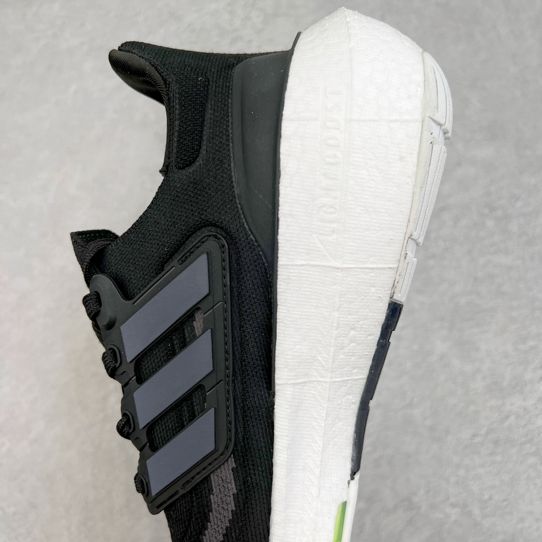 图片[7]-💰170 ＃X版纯原福利‼AD Ultra Boost Light UB2023系列低帮袜套式针织透气缓震休闲运动慢跑鞋 HQ6339 历经10年不断创新以科技重塑跑步推出全新超轻新科技跑鞋 力求为跑步添活力 搭载LIGHT BOOST中底的新鲜演绎 无论节奏快慢、距离长短 伴你活力畅跑 延续了该系列的设计语言 采用分区编织鞋面 鞋头处网眼孔洞更大 提升透气性 一体式鞋舌 避免运动中出现偏移 实现鞋脚一体性 鞋侧 TPU 材质 有效提供支撑性 镂空的设计 同时减轻整体重量 最明显的则是中底部分 不仅是厚度夸张 大家最熟悉的 Boost 材质终于迎来升级 减重 30% 带来更轻量化的上脚感受 SIZE：36 36.5 37 38 38.5 39 40 40.5 41 42 42.5 43 44 44.5 45 编码：by2936040-运动鞋