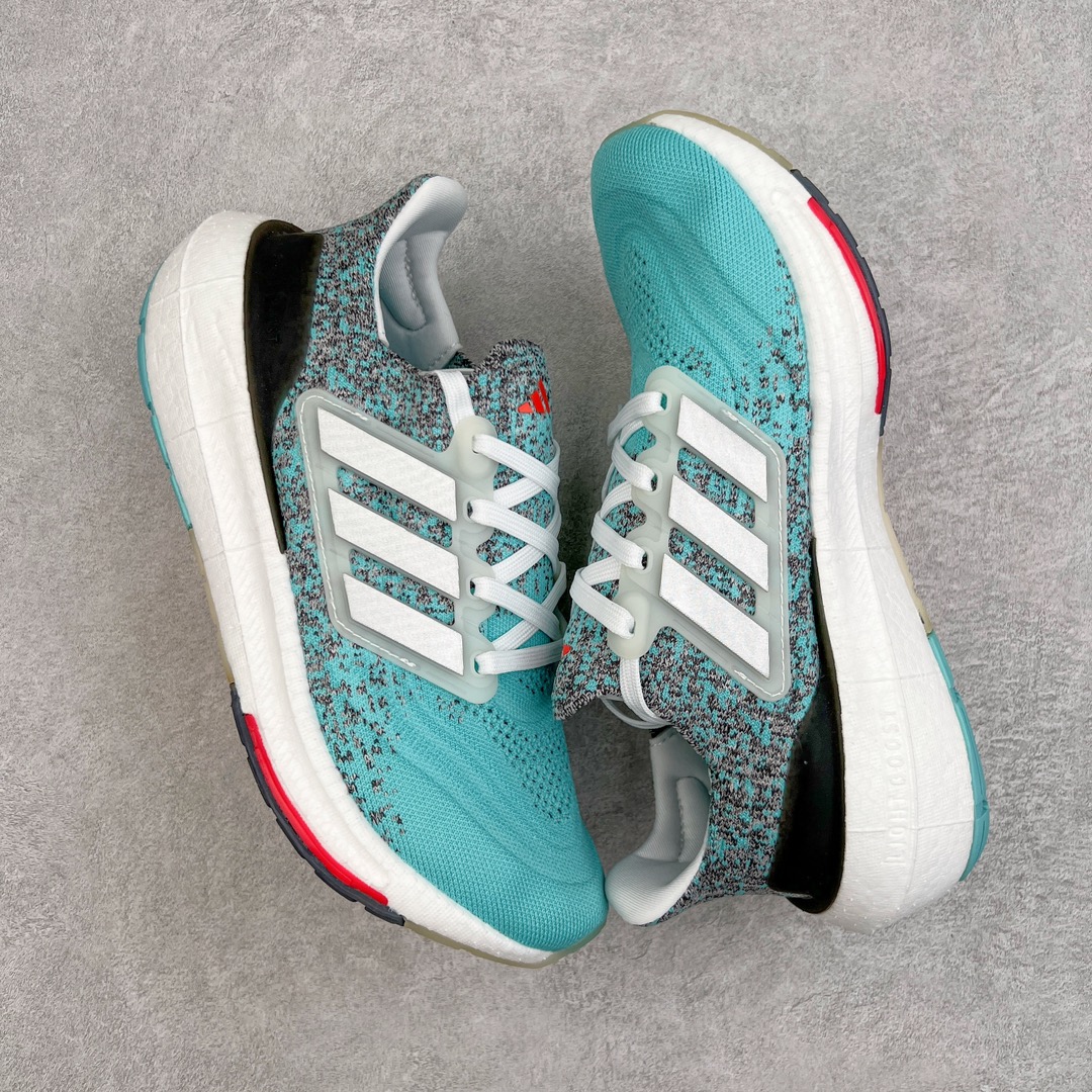 图片[3]-💰170 ＃X版纯原福利‼AD Ultra Boost Light UB2023系列低帮袜套式针织透气缓震休闲运动慢跑鞋 IE1692 历经10年不断创新以科技重塑跑步推出全新超轻新科技跑鞋 力求为跑步添活力 搭载LIGHT BOOST中底的新鲜演绎 无论节奏快慢、距离长短 伴你活力畅跑 延续了该系列的设计语言 采用分区编织鞋面 鞋头处网眼孔洞更大 提升透气性 一体式鞋舌 避免运动中出现偏移 实现鞋脚一体性 鞋侧 TPU 材质 有效提供支撑性 镂空的设计 同时减轻整体重量 最明显的则是中底部分 不仅是厚度夸张 大家最熟悉的 Boost 材质终于迎来升级 减重 30% 带来更轻量化的上脚感受 SIZE：36 36.5 37 38 38.5 39 40 40.5 41 42 42.5 43 44 44.5 45 编码：by2936040-运动鞋