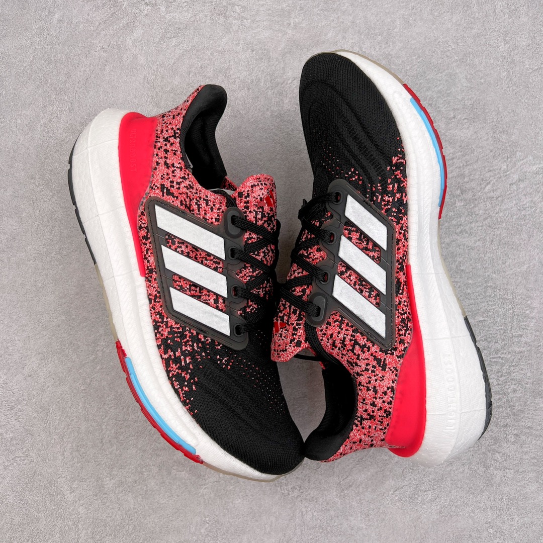 图片[3]-💰170 ＃X版纯原福利‼AD Ultra Boost Light UB2023系列低帮袜套式针织透气缓震休闲运动慢跑鞋 IE1693 历经10年不断创新以科技重塑跑步推出全新超轻新科技跑鞋 力求为跑步添活力 搭载LIGHT BOOST中底的新鲜演绎 无论节奏快慢、距离长短 伴你活力畅跑 延续了该系列的设计语言 采用分区编织鞋面 鞋头处网眼孔洞更大 提升透气性 一体式鞋舌 避免运动中出现偏移 实现鞋脚一体性 鞋侧 TPU 材质 有效提供支撑性 镂空的设计 同时减轻整体重量 最明显的则是中底部分 不仅是厚度夸张 大家最熟悉的 Boost 材质终于迎来升级 减重 30% 带来更轻量化的上脚感受 SIZE：36 36.5 37 38 38.5 39 40 40.5 41 42 42.5 43 44 44.5 45 编码：by2936040-运动鞋