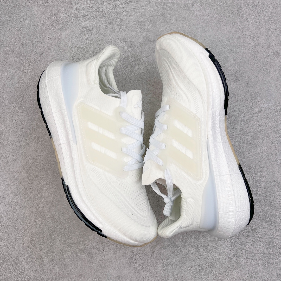 图片[3]-💰170 ＃X版纯原福利‼AD Ultra Boost Light UB2023系列低帮袜套式针织透气缓震休闲运动慢跑鞋 GY9352 历经10年不断创新以科技重塑跑步推出全新超轻新科技跑鞋 力求为跑步添活力 搭载LIGHT BOOST中底的新鲜演绎 无论节奏快慢、距离长短 伴你活力畅跑 延续了该系列的设计语言 采用分区编织鞋面 鞋头处网眼孔洞更大 提升透气性 一体式鞋舌 避免运动中出现偏移 实现鞋脚一体性 鞋侧 TPU 材质 有效提供支撑性 镂空的设计 同时减轻整体重量 最明显的则是中底部分 不仅是厚度夸张 大家最熟悉的 Boost 材质终于迎来升级 减重 30% 带来更轻量化的上脚感受 SIZE：36 36.5 37 38 38.5 39 40 40.5 41 42 42.5 43 44 44.5 45 编码：by2936040-运动鞋