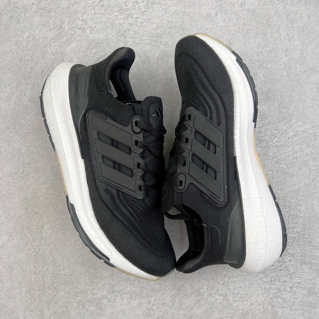 图片[3]-💰170 ＃X版纯原福利‼AD Ultra Boost Light UB2023系列低帮袜套式针织透气缓震休闲运动慢跑鞋 GY9351 历经10年不断创新以科技重塑跑步推出全新超轻新科技跑鞋 力求为跑步添活力 搭载LIGHT BOOST中底的新鲜演绎 无论节奏快慢、距离长短 伴你活力畅跑 延续了该系列的设计语言 采用分区编织鞋面 鞋头处网眼孔洞更大 提升透气性 一体式鞋舌 避免运动中出现偏移 实现鞋脚一体性 鞋侧 TPU 材质 有效提供支撑性 镂空的设计 同时减轻整体重量 最明显的则是中底部分 不仅是厚度夸张 大家最熟悉的 Boost 材质终于迎来升级 减重 30% 带来更轻量化的上脚感受 SIZE：36 36.5 37 38 38.5 39 40 40.5 41 42 42.5 43 44 44.5 45 编码：by2936040-运动鞋