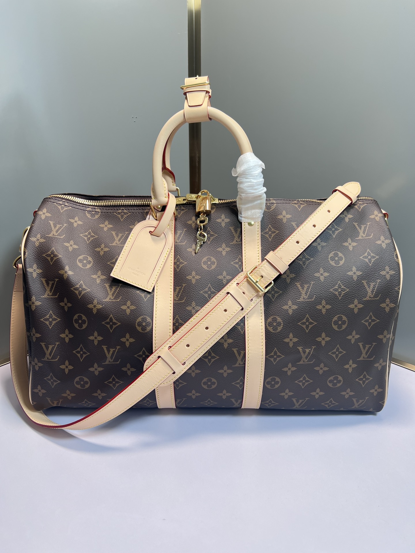 Louis Vuitton LV Keepall Travel Bags Gold Damier Azur Canvas Cotton Cowhide M41418