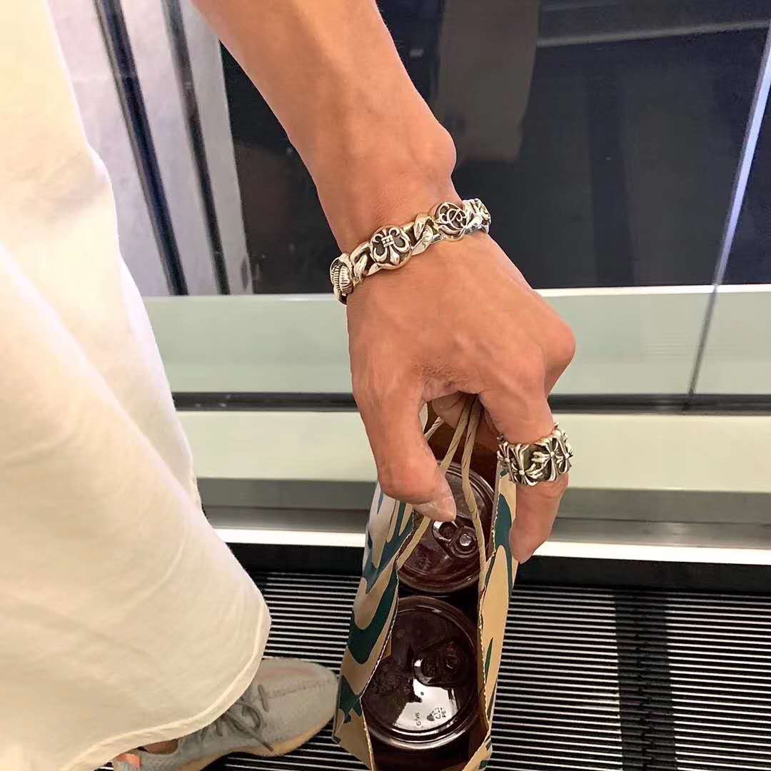Bracelets & Bangles