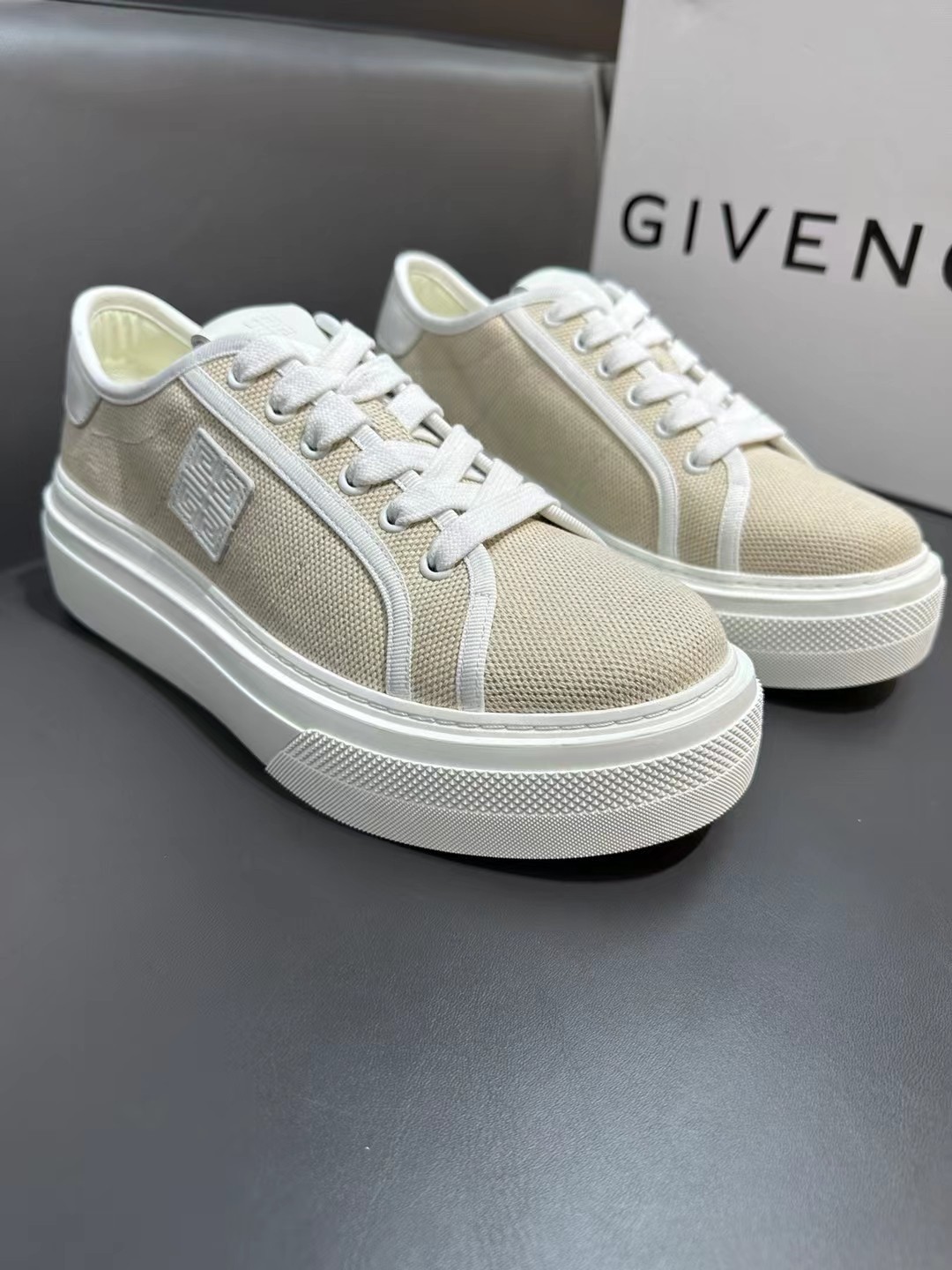 Givenchy Summer Canvas Sneakers for Men and Women, Designer Style