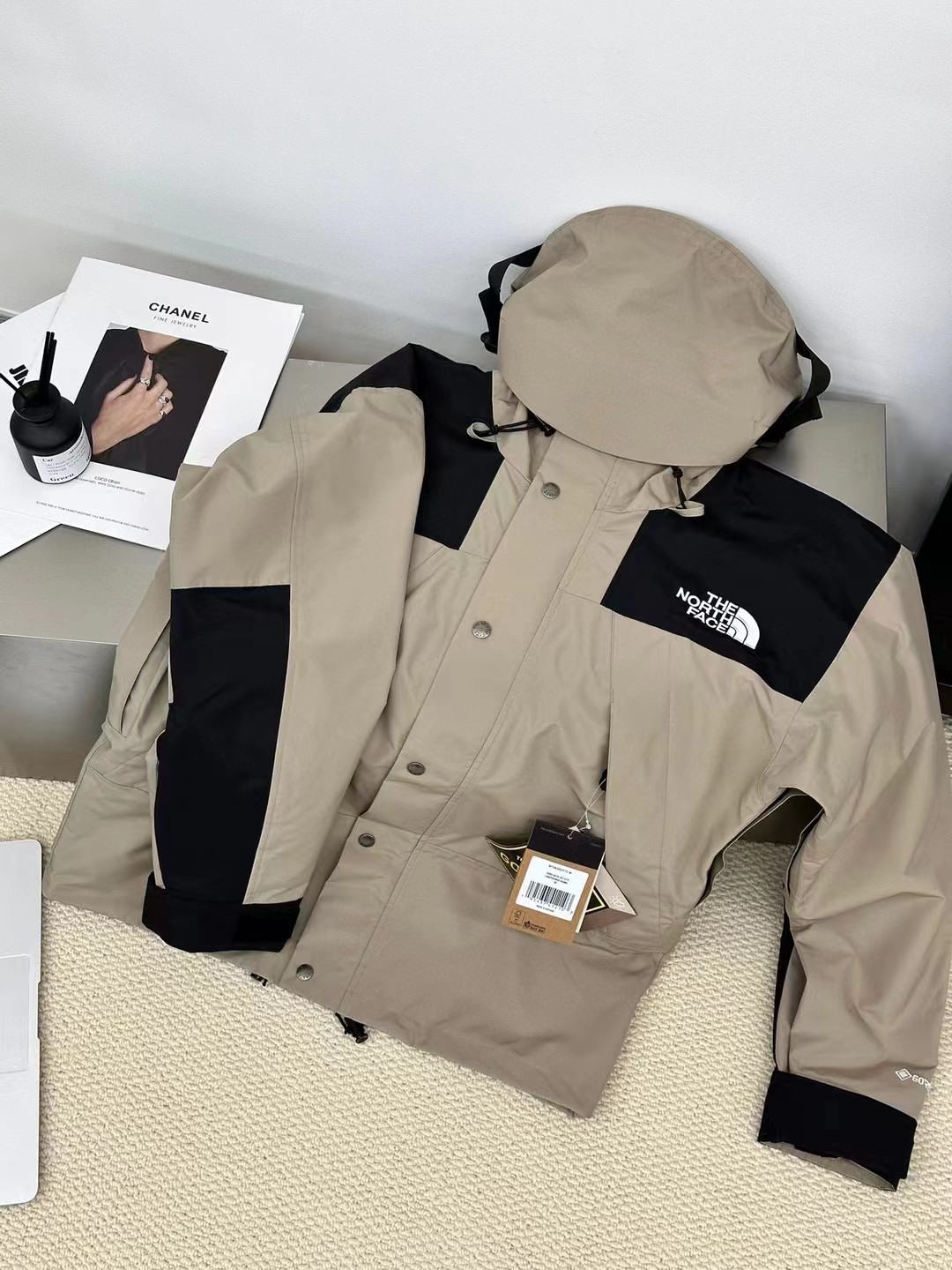 批160 The North Face 1990 - 北面冲锋衣 卡其色
