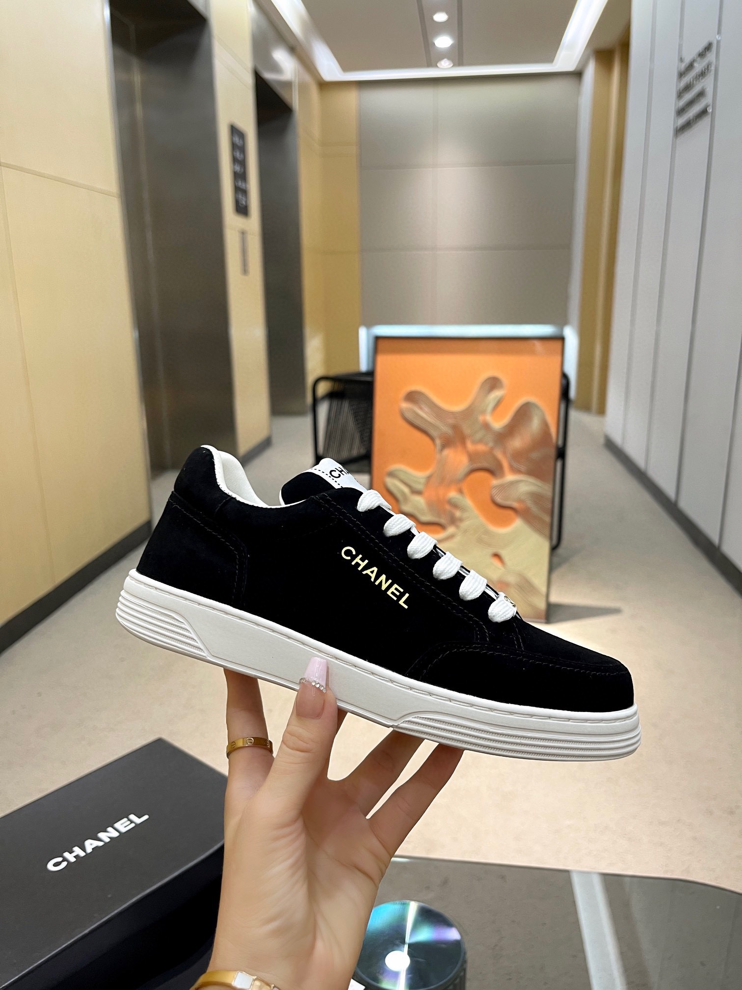 ¡Sin ganancias a precio real! Chanel / Chanel 23 Nuevos zapatos deportivos informales de seda Xiaoxiang Zapatos para pa…