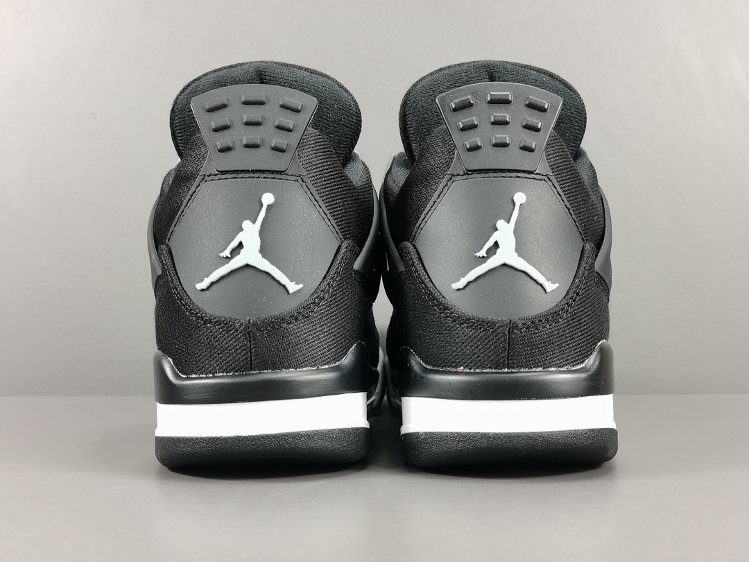 AJ4黑灰牛仔尺码40-47.5总裁