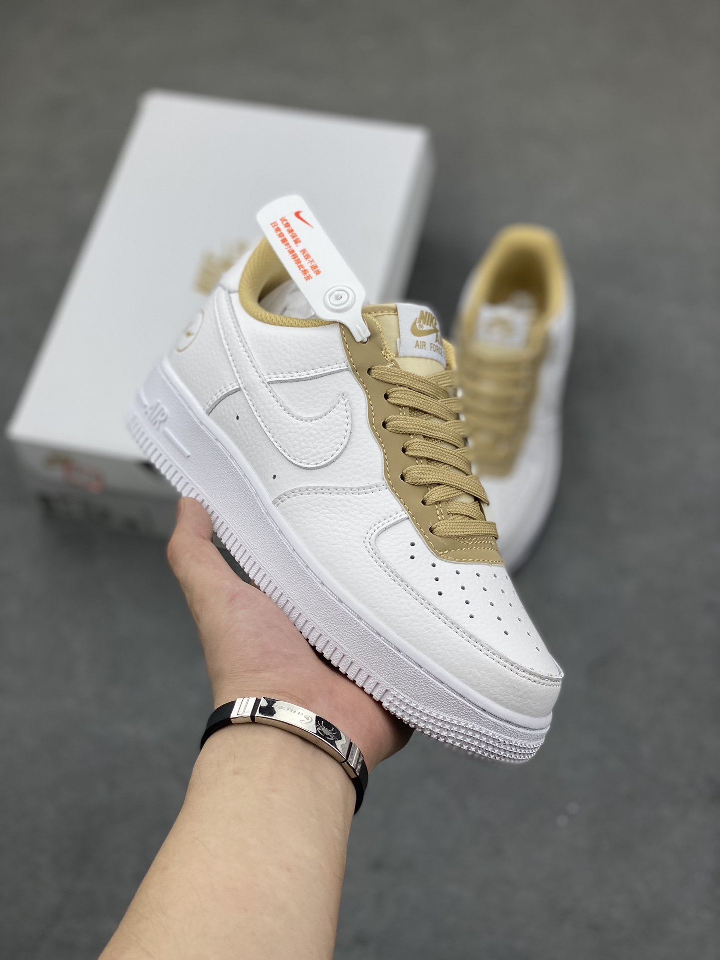 Fragment Design x Nike Air Force 1 Low White/Gold Sneakers 2 i1689708990 5404 0