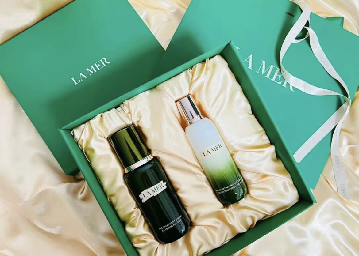 新版海蓝之谜精粹水 海蓝之谜尊享两件套C款 套装内含:150毫升精粹水+125毫升精粹乳