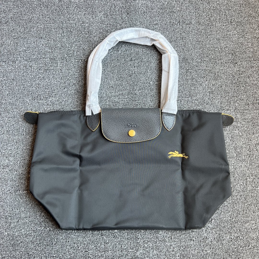 Longchamp 中号枪灰色