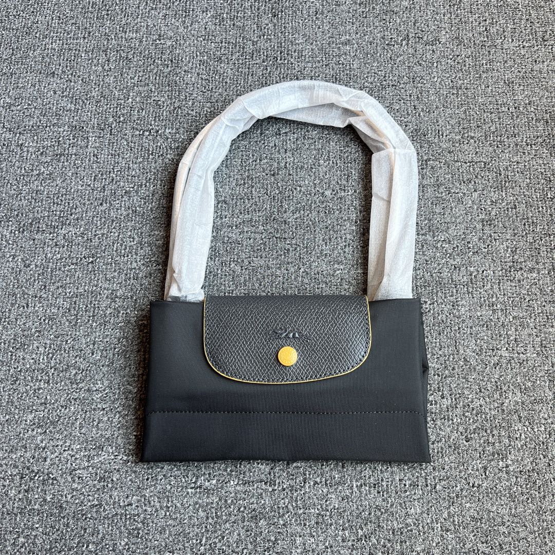 Longchamp 中号枪灰色