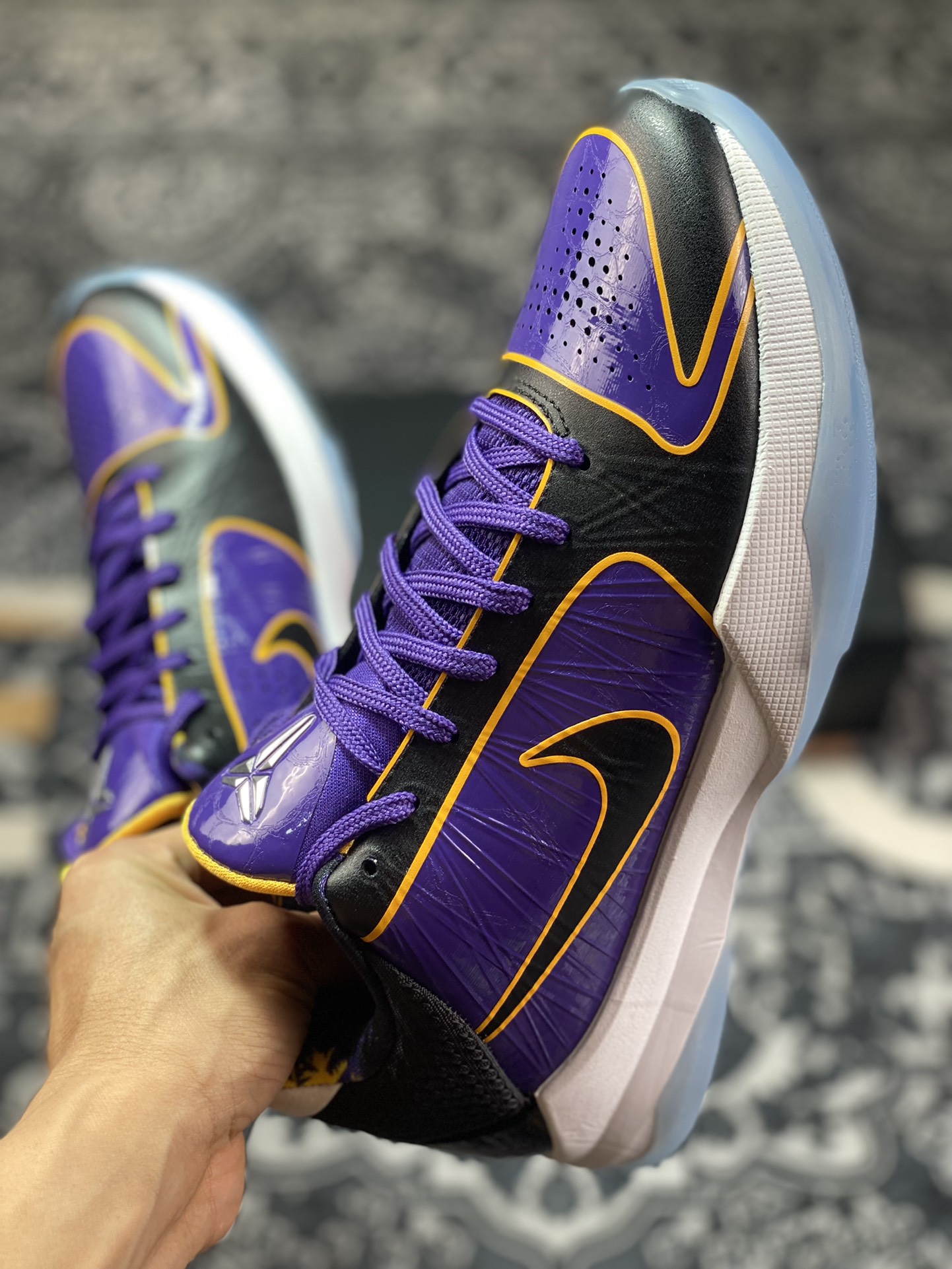 NK ZOOM KOBE 5 Protro ”Lakers“ 纯原生产线 科比五代 湖人 CD4991-600