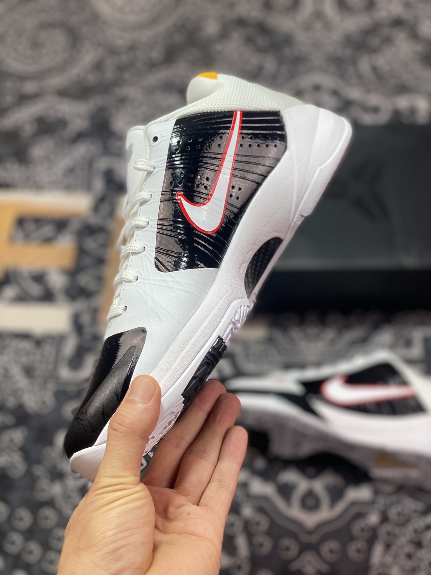 NK ZOOM KOBE 5 Protro ”Bruce Lee“ 纯原生产线 科比五代李小龙 CD4991-101