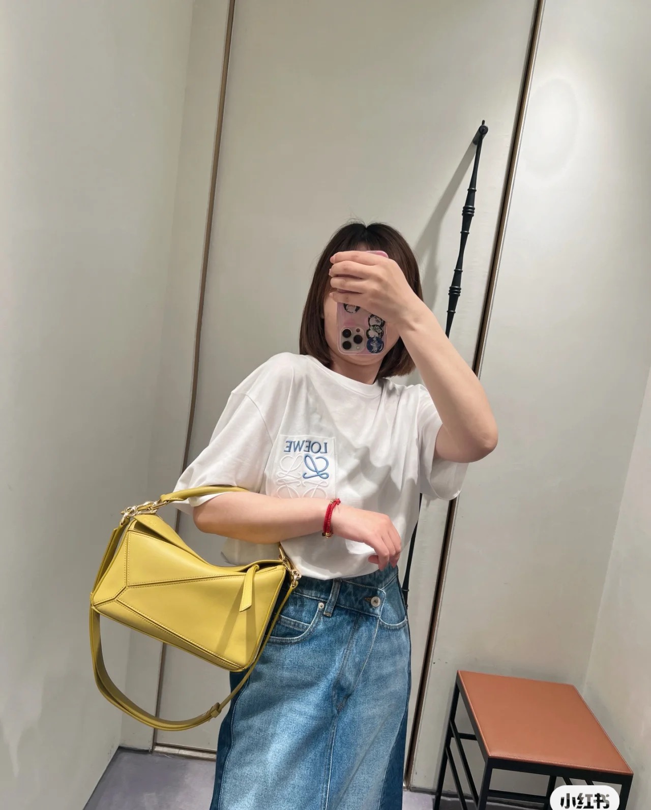 NO:192163,LOw full of high-end feeling. This model can be carried in all seasons, with a geometric bag of 24cm small19860909LOw高级感满满 此款四季都可以背,几何包24cm小号,Bag