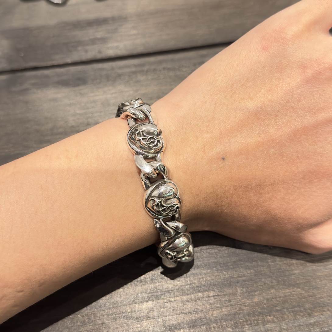 Bracelets & Bangles