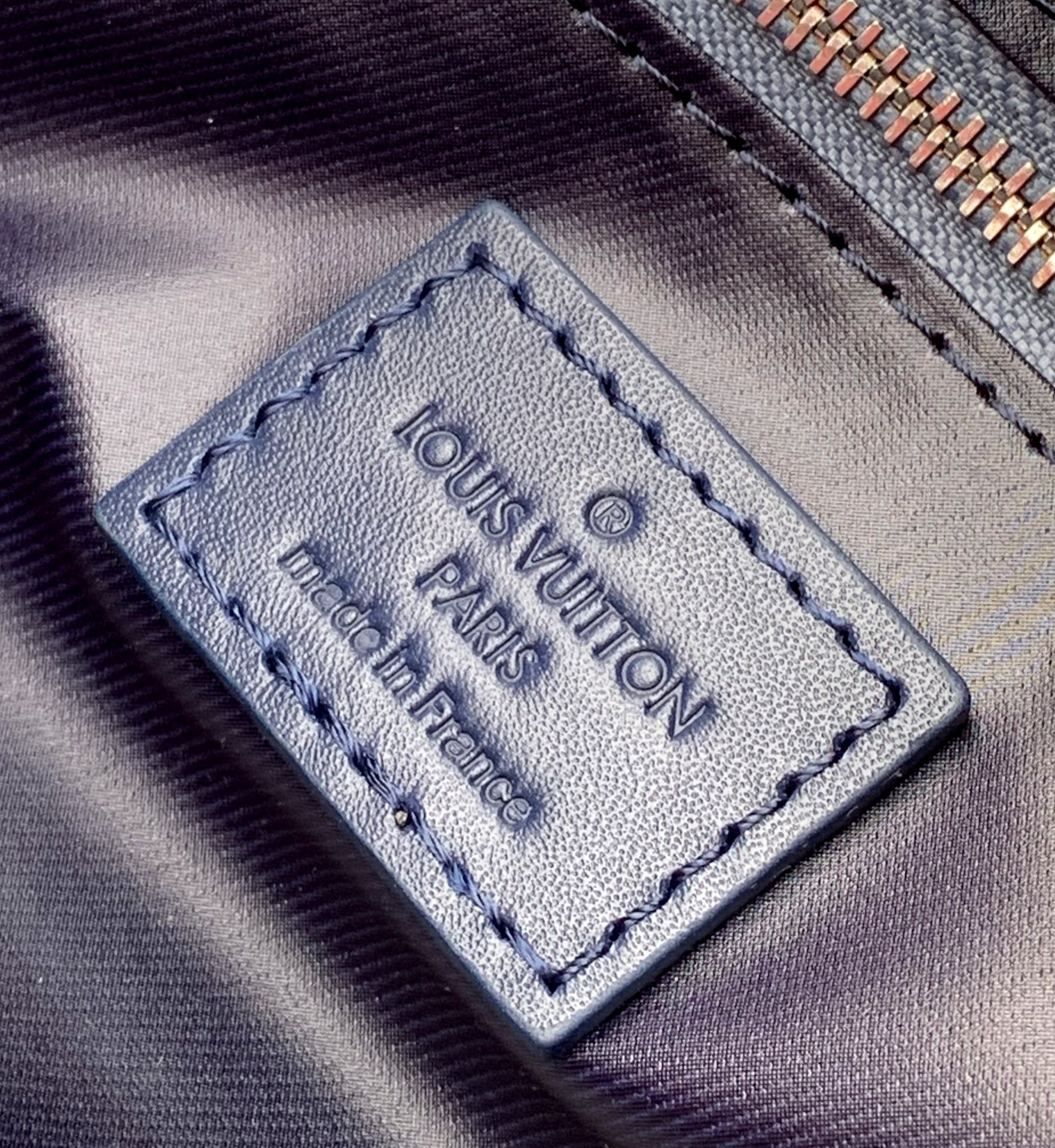 🌼尺寸28×15×16.5cmLV M82337最新款水滴蓝色洗漱包， Do🌼P🌼P Kit 选用 原厂