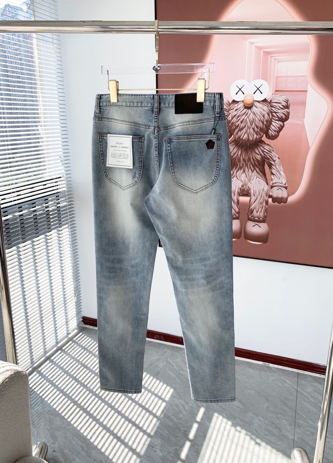 Zegna 杰尼亚 2023春夏新款男士休闲牛仔裤,压轴的渠道货出现了 3