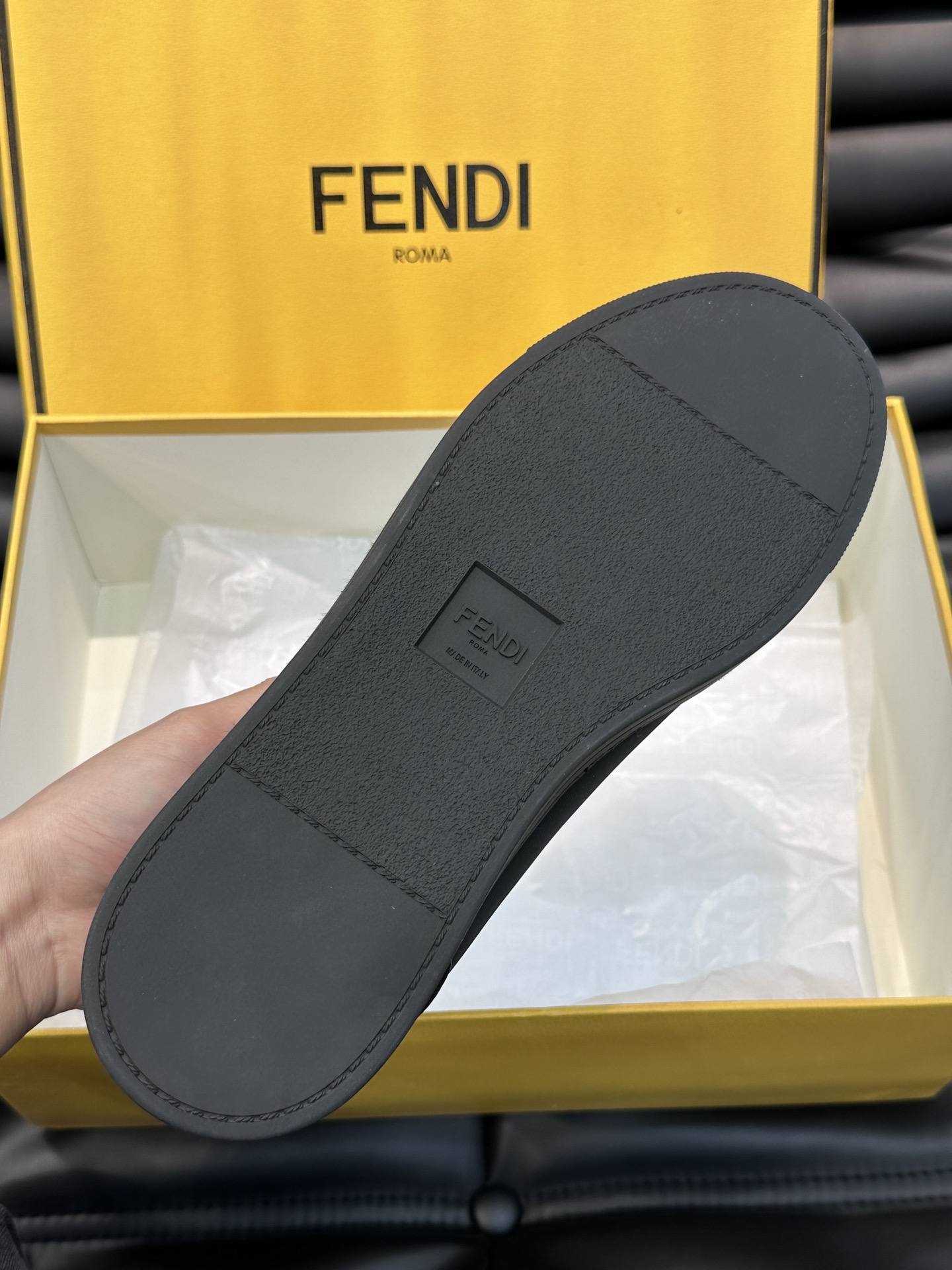 Fend*男士高端运动休闲鞋高品质精