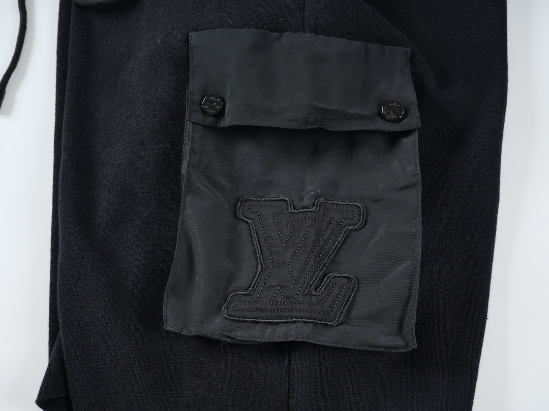 LV 2023 New Tech Shorts: Lecca Fiber for Wrinkle-Resistant, High-Strength Fabric. - 图片 3
