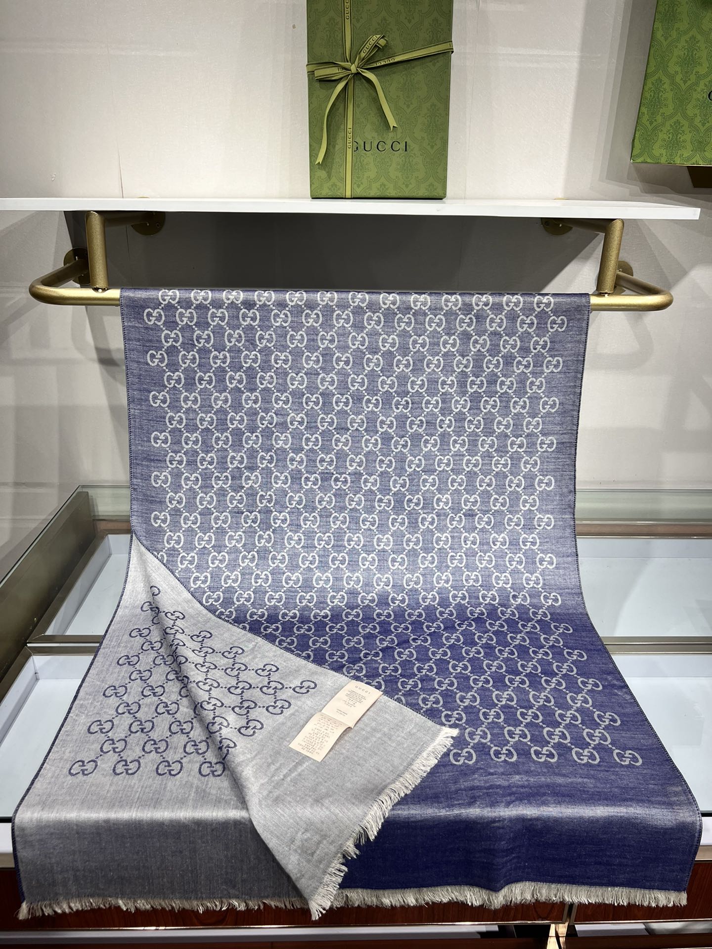 💟Gucci经典披肩👫✨【双G标志提花长巾】G专柜的常青树款，中性款男女都可用，品质极好❗️经典双G提花