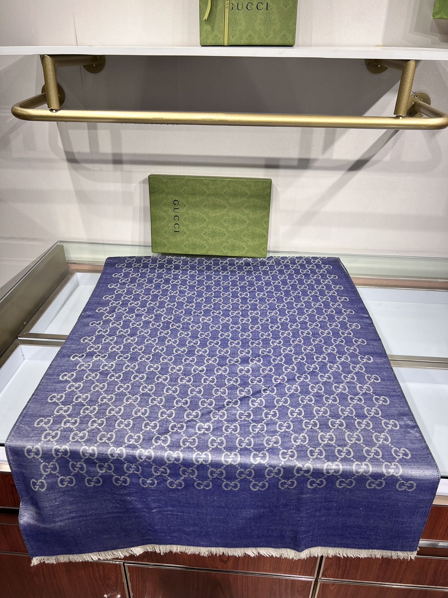 💟Gucci经典披肩👫✨【双G标志提花长巾】G专柜的常青树款，中性款男女都可用，品质极好❗️经典双G提花