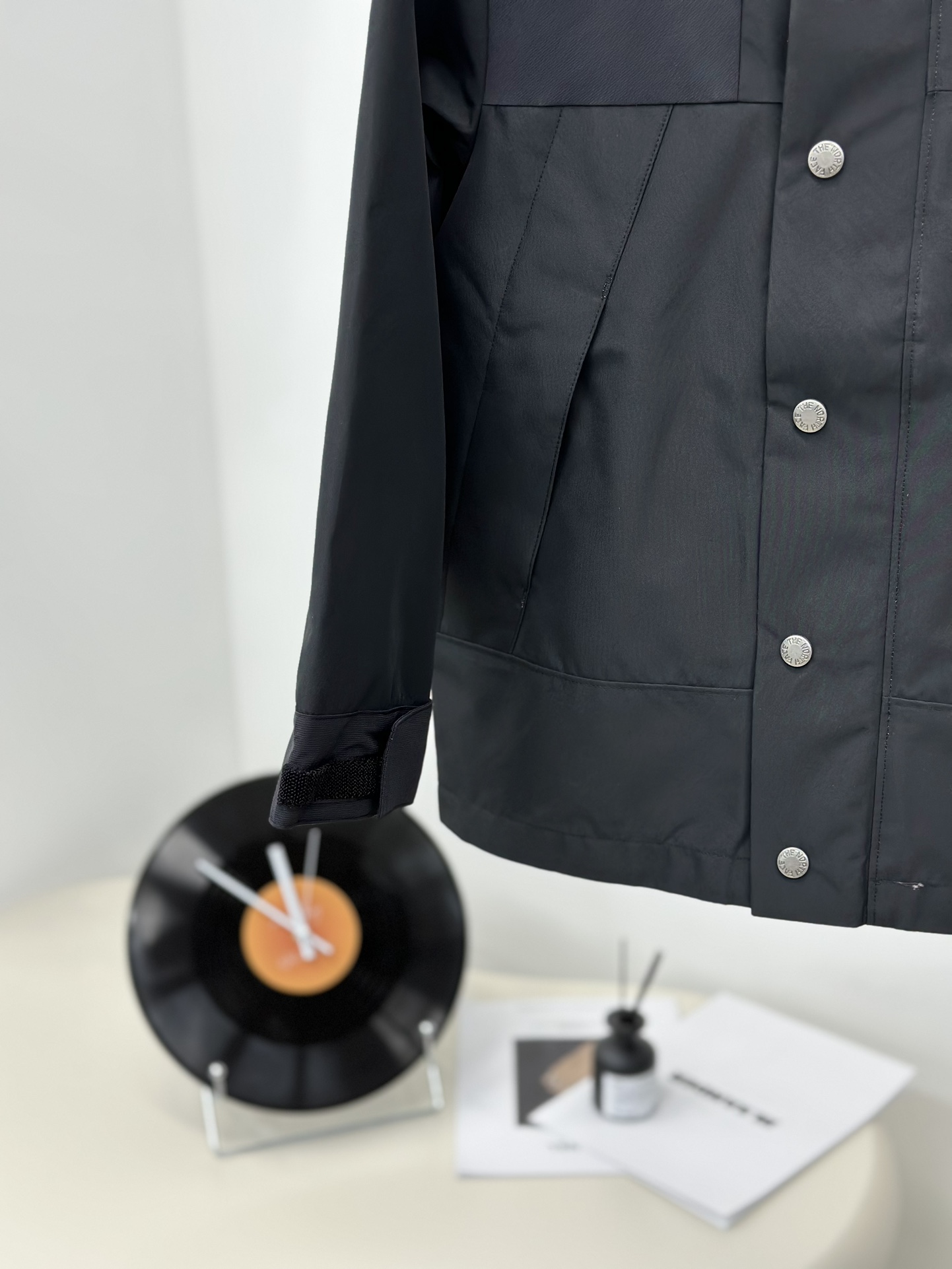 图片[7]-𝐓𝐡𝐞 𝐍𝐨𝐫𝐭𝐡 𝐅𝐚𝐜𝐞 𝟏𝟗𝟗𝟎 -北面儿童冲锋衣 黑色-选品中心