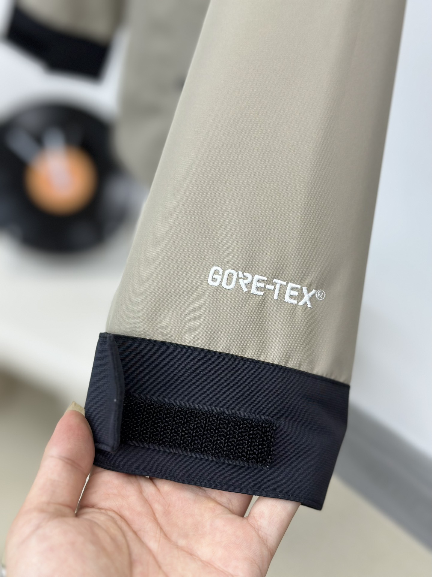 图片[8]-𝐓𝐡𝐞 𝐍𝐨𝐫𝐭𝐡 𝐅𝐚𝐜𝐞 𝟏𝟗𝟗𝟎 -北面儿童冲锋衣 卡其色-选品中心