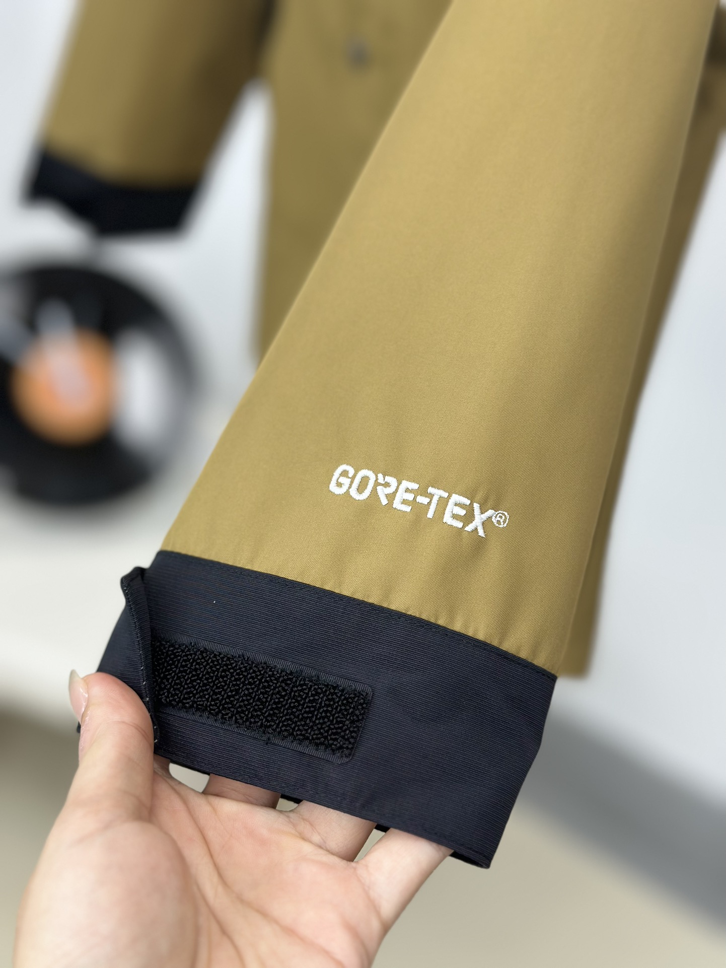 图片[8]-𝐓𝐡𝐞 𝐍𝐨𝐫𝐭𝐡 𝐅𝐚𝐜𝐞 𝟏𝟗𝟗𝟎 -北面儿童冲锋衣 土黄色-选品中心