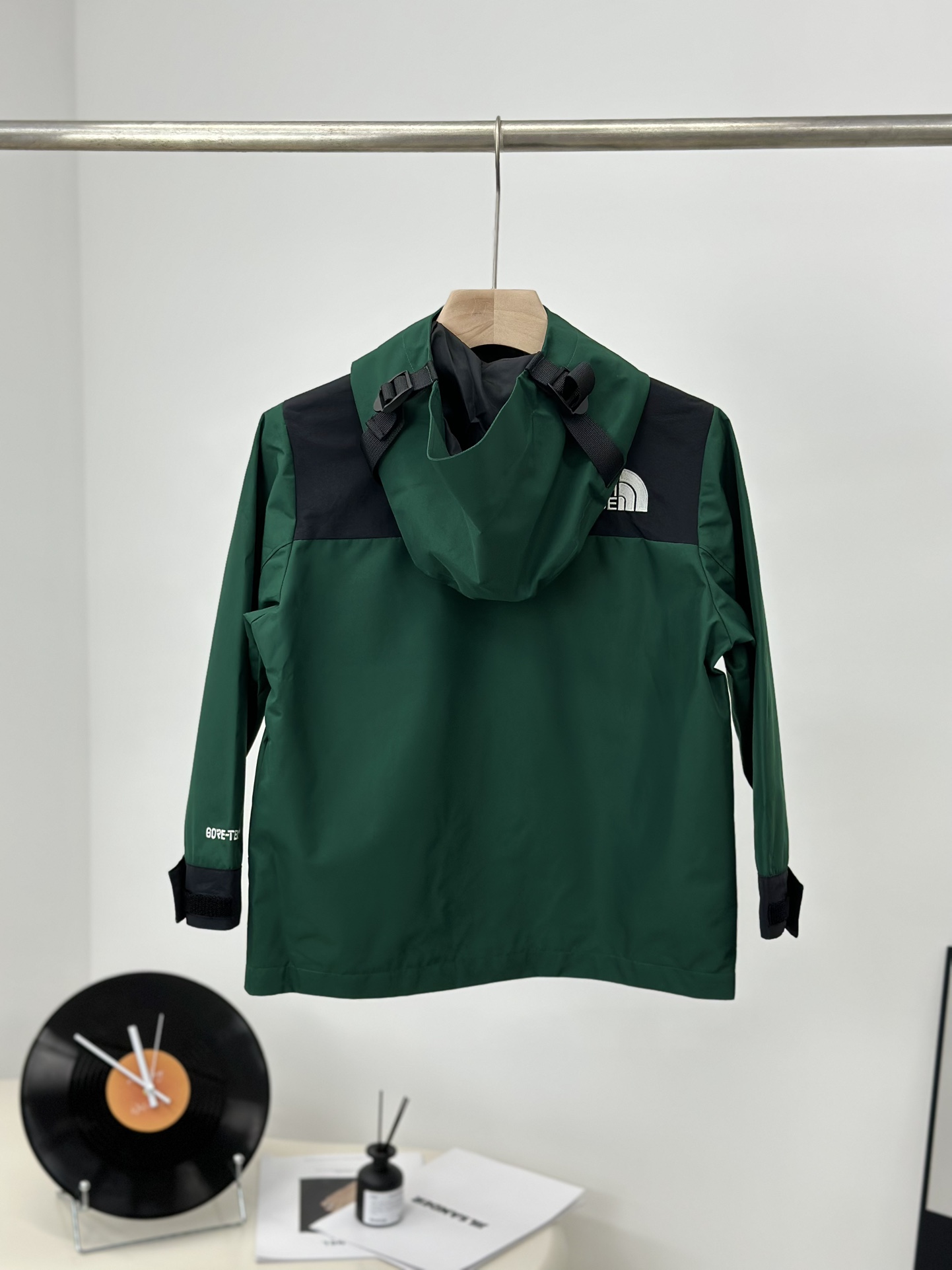 图片[3]-𝐓𝐡𝐞 𝐍𝐨𝐫𝐭𝐡 𝐅𝐚𝐜𝐞 𝟏𝟗𝟗𝟎 -北面儿童冲锋衣 翠绿色-选品中心