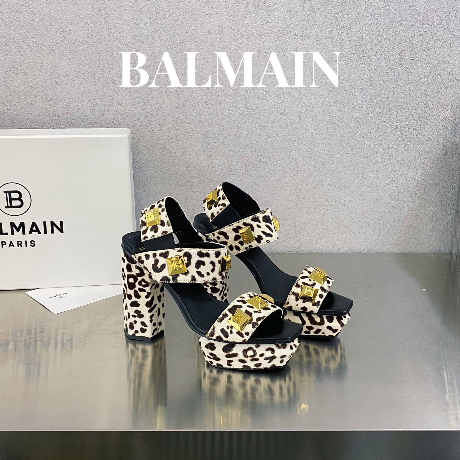 Vendi solo di alta qualità
 Balmain Scarpe Sandali Pelle bovina Cuoio genuino Cavallo pecora Seta Collezione Primavera/Estate Fashion