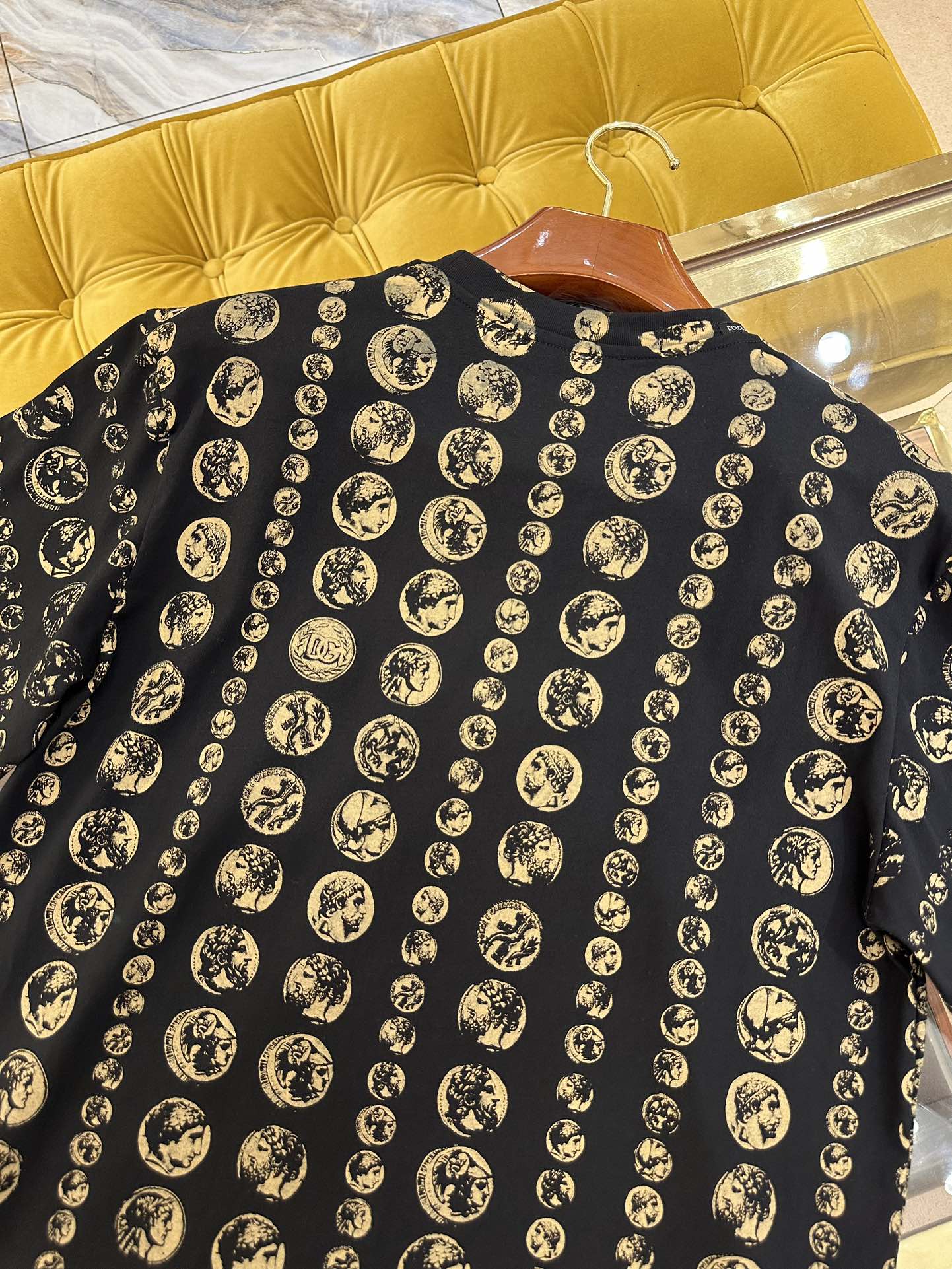 Louis Vuitton Haute Couture Haute Couture Ready-to-Wear Clothing Dress 8