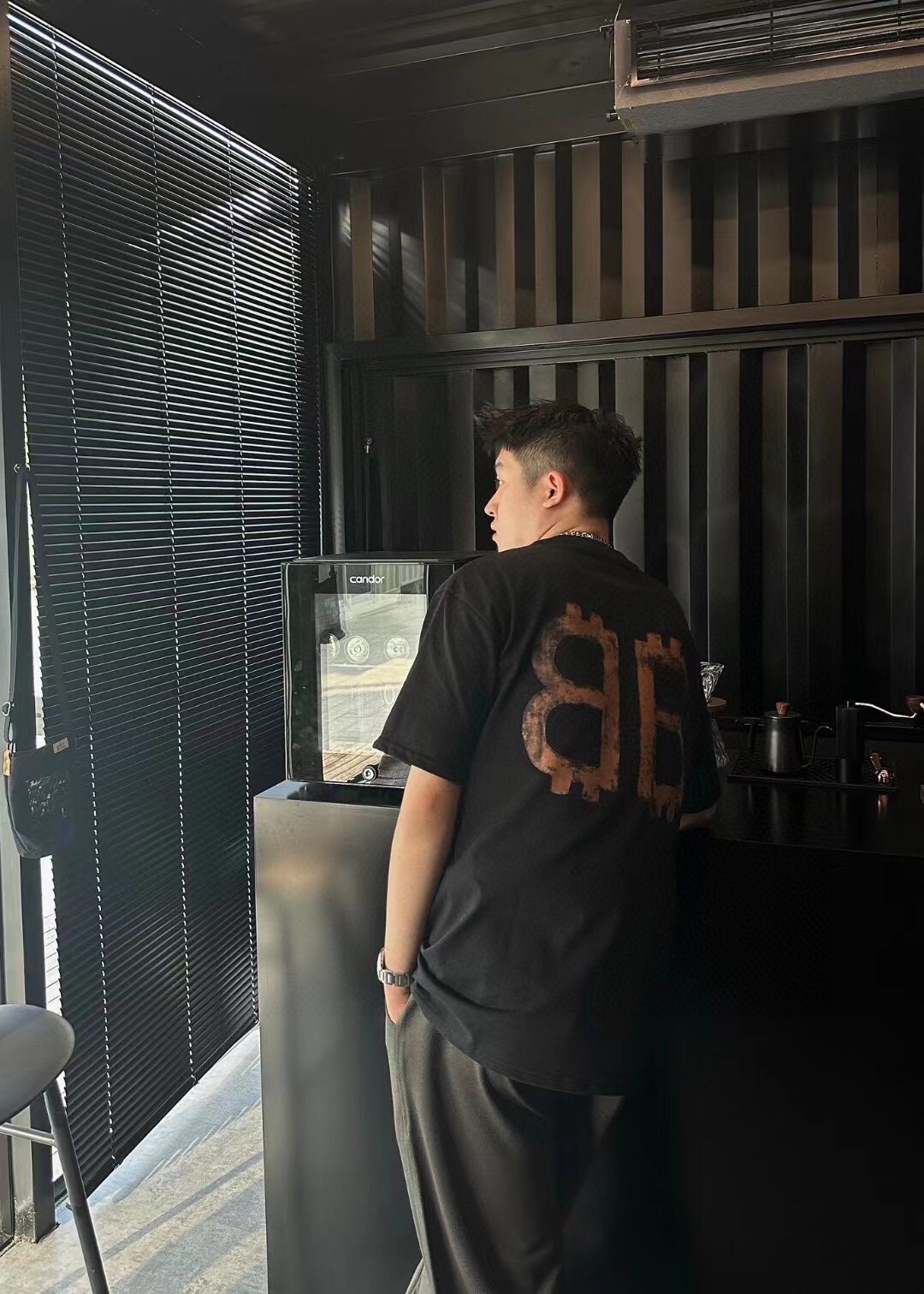 路易威登 Louis Vuitton 高定典藏名品高定成衣时装外套连衣裙衬衫T恤 #BD68FB3B 4