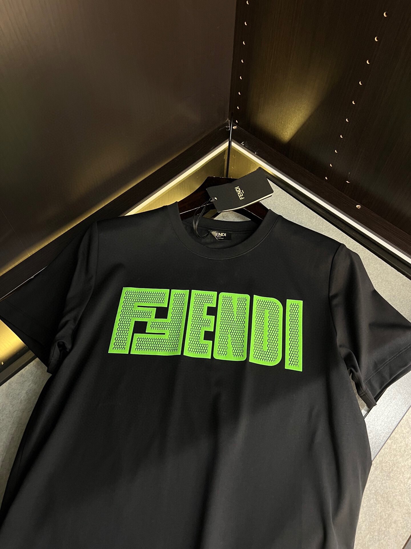 路易威登 Louis Vuitton 高定典藏名品高定成衣时装外套连衣裙衬衫T恤 #4D8EFAC6 3