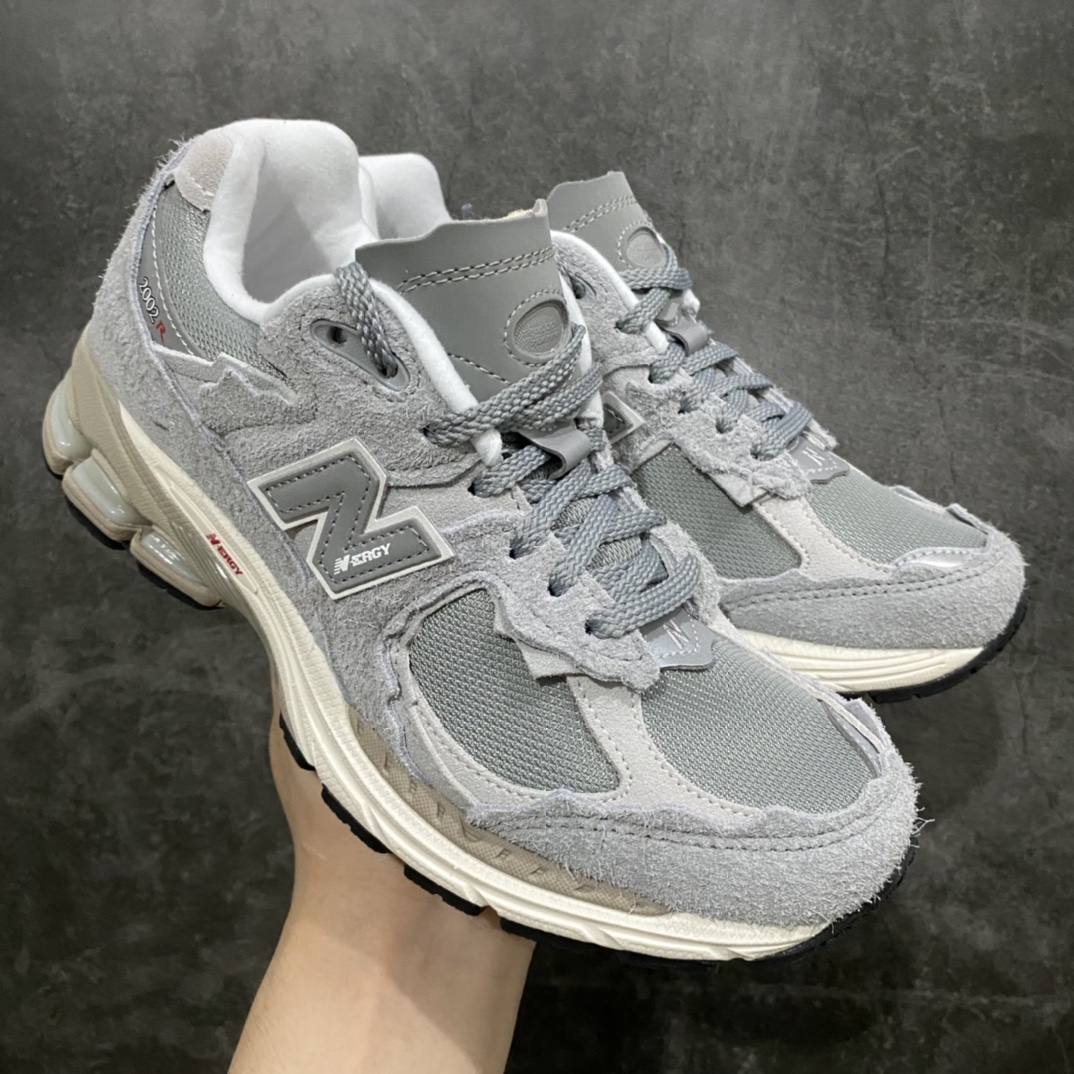 【总裁版本】New Balance NB 2002R 灰色 货号：M2002RDMn目前细节鞋型是市售以来出的最正的批次n原材料打造 正确组合大底 完美还原原鞋 尺码：36-46.5-莆田鞋批发中心