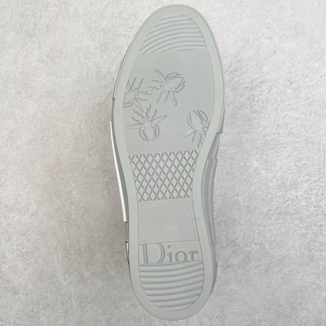 图片[9]-零售💰410 ＃零售版 Dior B23 Oblique High Top Sneakers 迪奥“CD重影”系列 东莞纯原 原版购入再次全新升级 全鞋细节到材料到包装大幅度提升改正 市面最强版本 可对比 历史最高FK （全套原版一致配件包装）羊皮贴底拉帮 原装耐弯折耐高温EVC饰片材质 迄今为止唯一原装版本 采用原厂科技面料 无色差问题 随意对比公司 鞋面网纱一比一打样开发 原版一致大底 正确后跟弧度 后尾巴双针走线 完美楦形 尺码：39 40 41 42 43 44 45 46 编码：Wby4936010-运动鞋