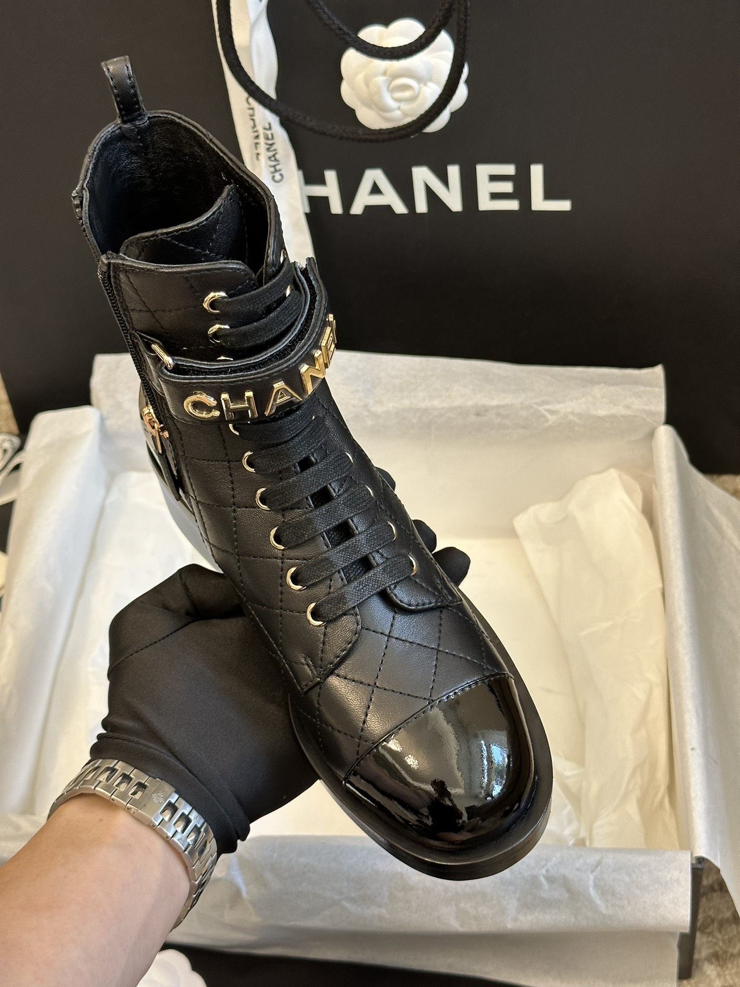 chanelfw23newarrival小香2023秋冬羊皮短靴新品原版17600购入拆卸copy附正品