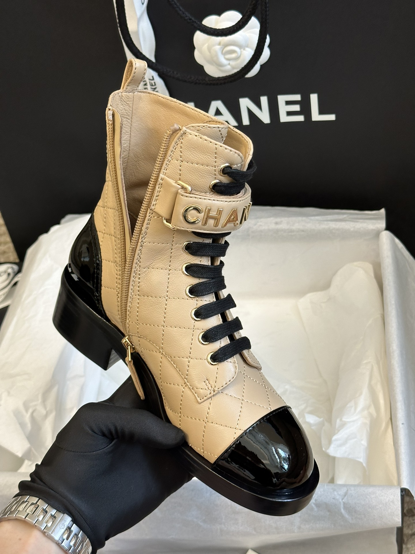 chanelfw23newarrival小香2023秋冬羊皮短靴新品原版17600购入拆卸copy附正品