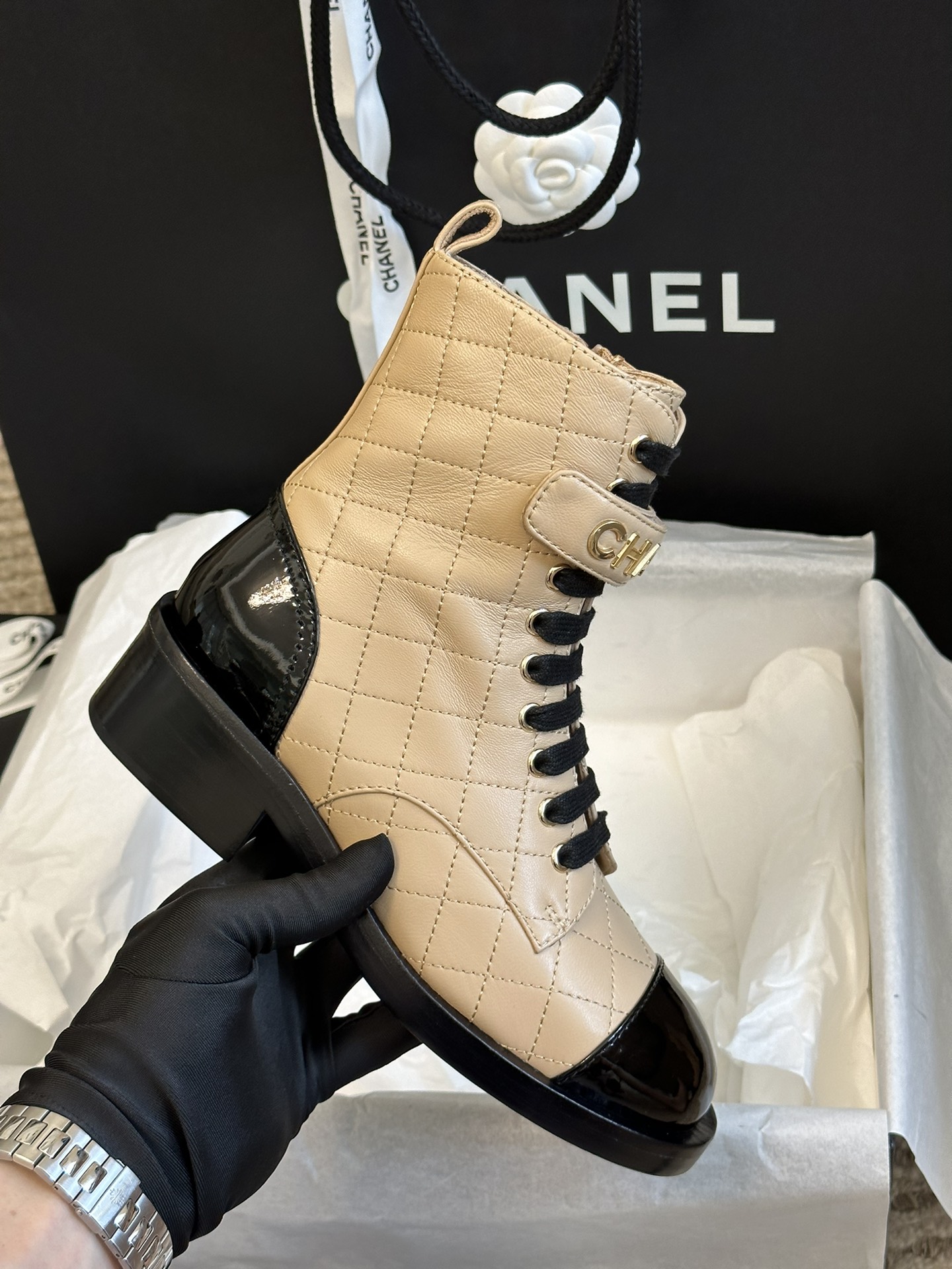 chanelfw23newarrival小香2023秋冬羊皮短靴新品原版17600购入拆卸copy附正品