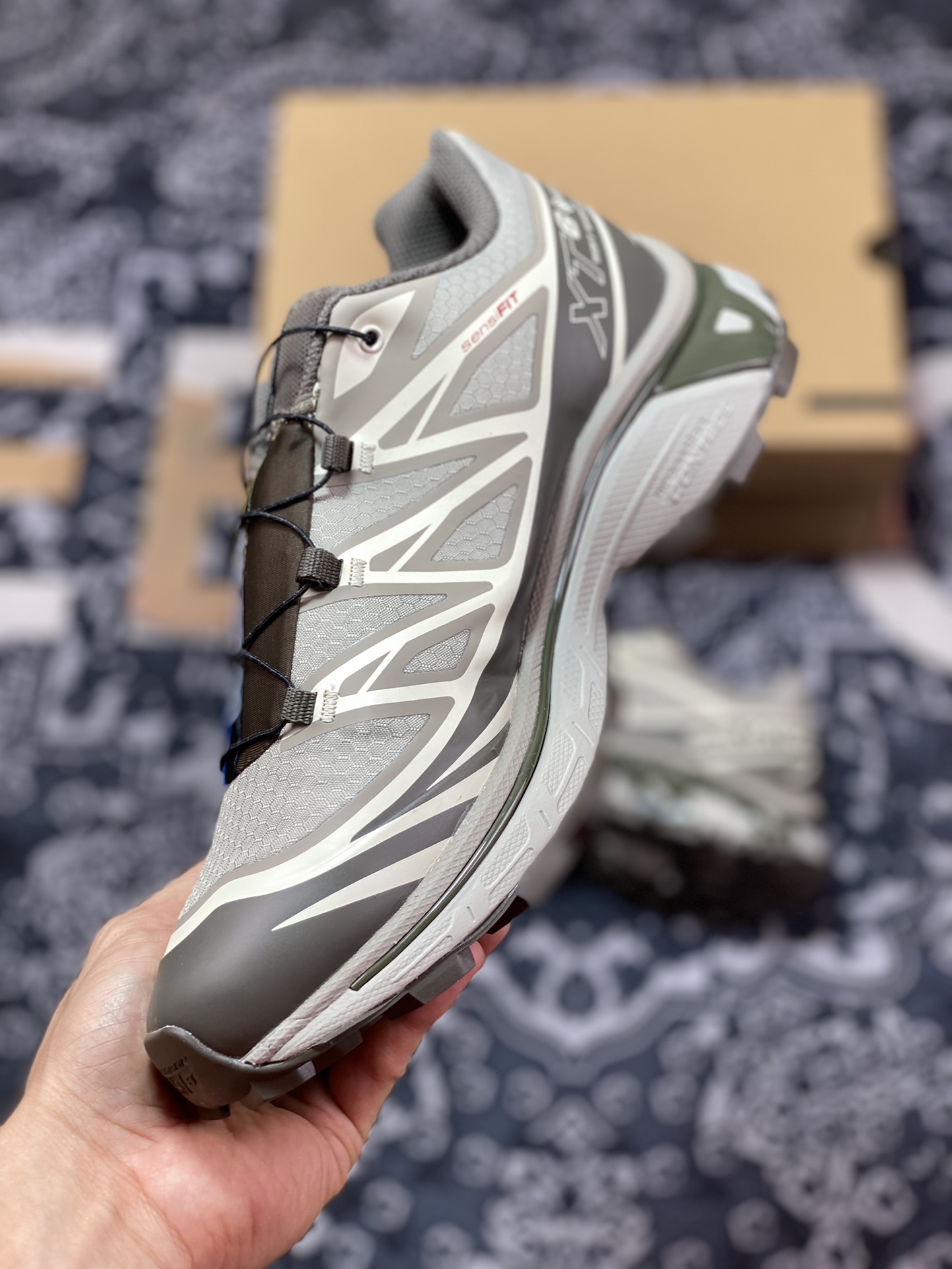 320 #萨洛蒙/Salomon XT-6 Gore-Tex”Khaki/Brown“天际系列低帮运动鞋“卡其橄榄绿咖啡棕”417412