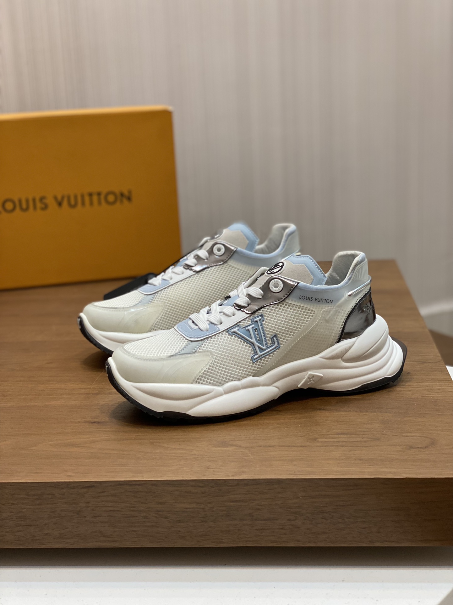 Louis Vuitton Men's Run Away Pulse Sneaker in White Leather and Canvas 4 i1689825970 1532 2