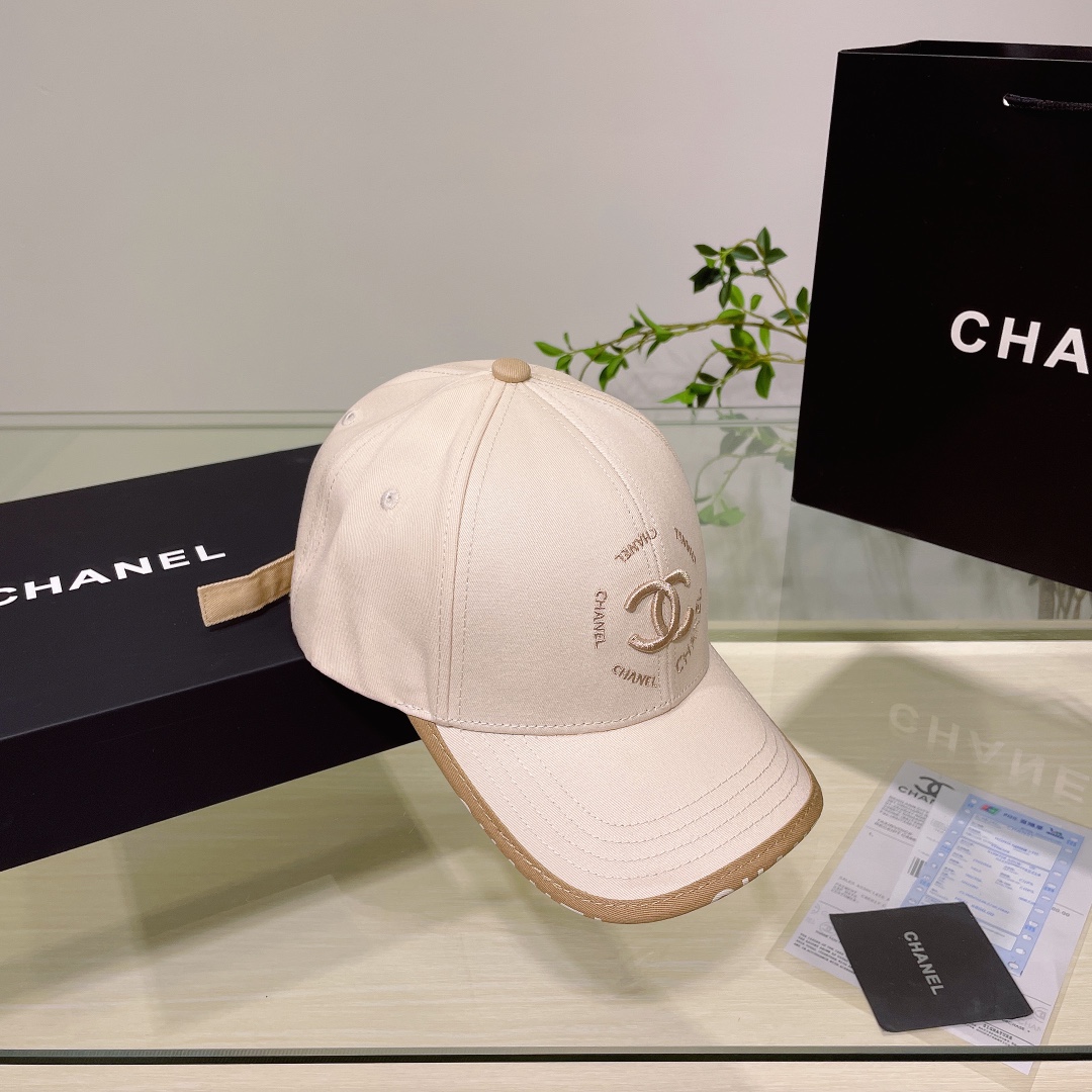 CHANEL香奈儿新款简约刺绣logo棒球帽