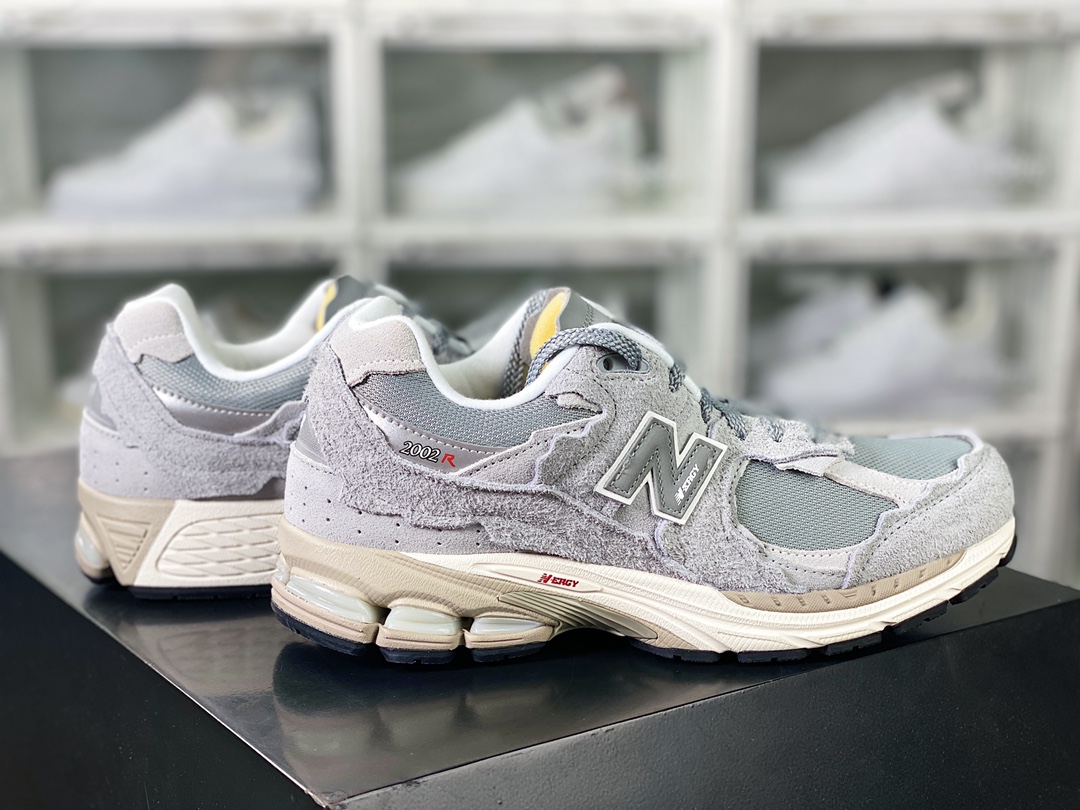 320 New Balance 2002R”Grey”系列低帮复古老爹风休闲运动慢跑鞋“奶灰米黄”M2002RLN