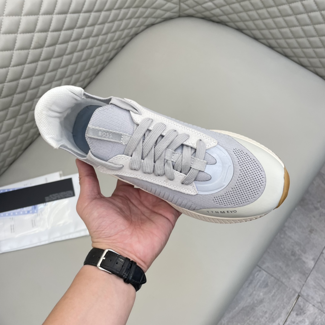 Precio de venta: P170 Marca: Boss* "Boss*" lowtop sneakersTalla: 38-44 (se puede personalizar hasta 
