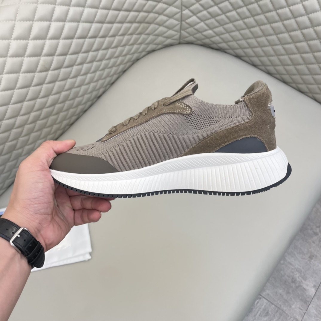 Precio de venta: P170 Marca: Boss* "Boss*" lowtop sneakersTalla: 38-44 (se puede personalizar hasta 
