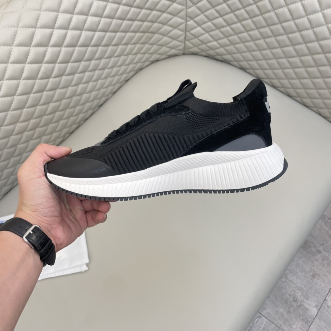 Precio de venta: P170 Marca: Boss* "Boss*" lowtop sneakersTalla: 38-44 (se puede personalizar hasta 