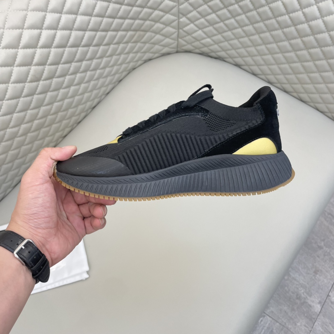 Precio de venta: P170 Marca: Boss* "Boss*" lowtop sneakersTalla: 38-44 (se puede personalizar hasta 